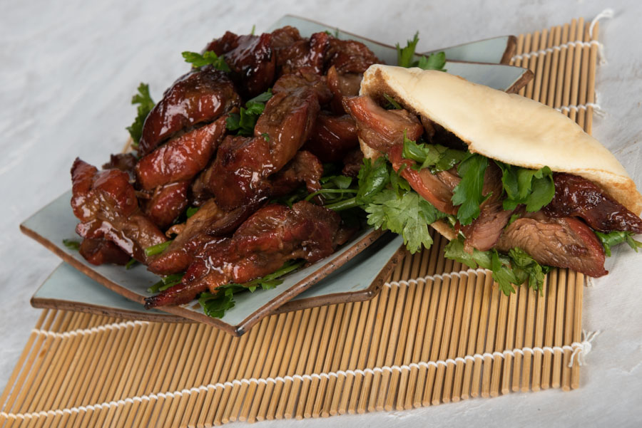 Hoisin Duck with Steamed Buns T8N