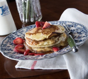 Ricotta pancakes with strawberries