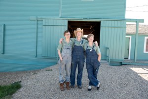 park interpreters in front of grain elevator