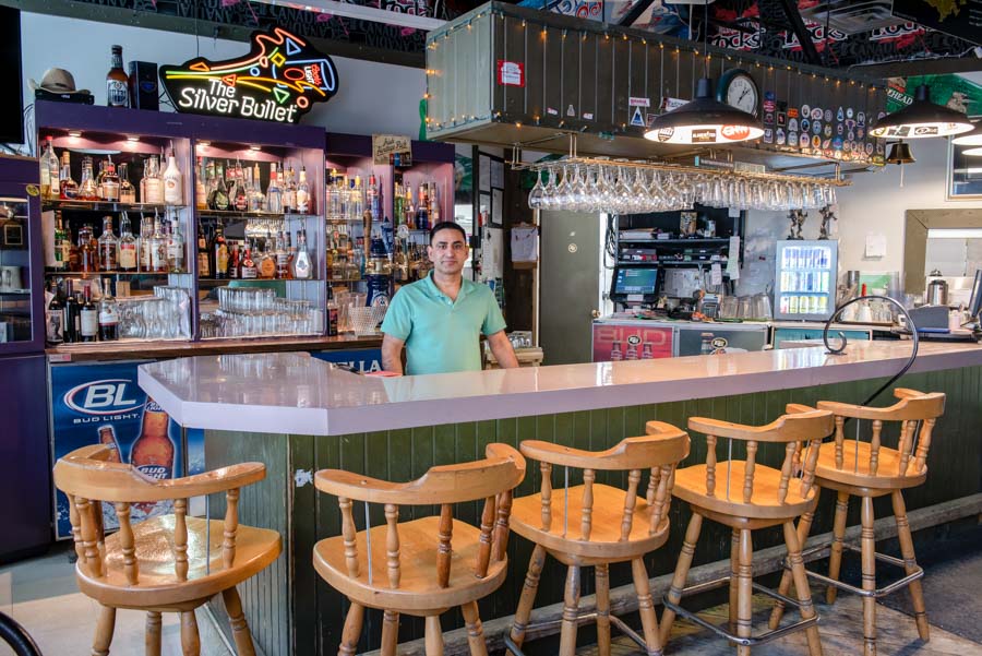 Lb's Pub